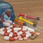 anabolic-steroids-spilled-on-table